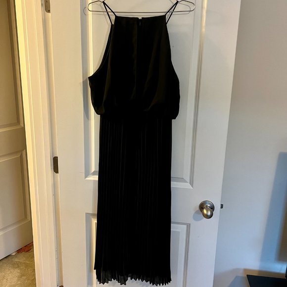 Sam Edelman Pleated Midi Dress - Black - Size L {NWT} - Picture 2 of 7
